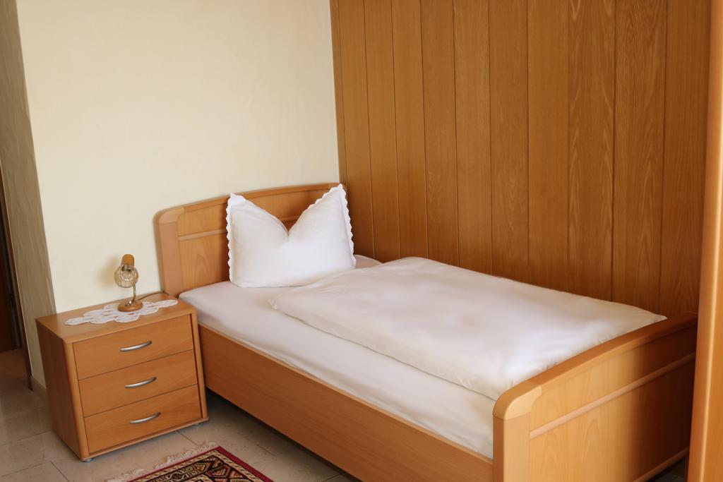 Hotel Restaurant Gilles Kollig Ngoại thất bức ảnh